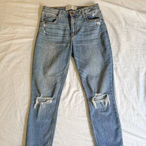 Abercrombie High Rise Ankle Jean 27